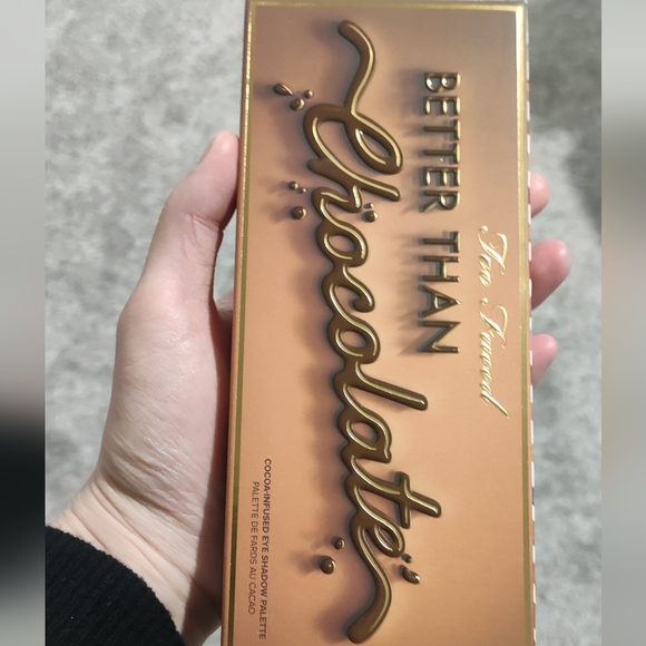 Too faced Better Than Chocolate Eye Shadow Palette - Picture 3 of 7